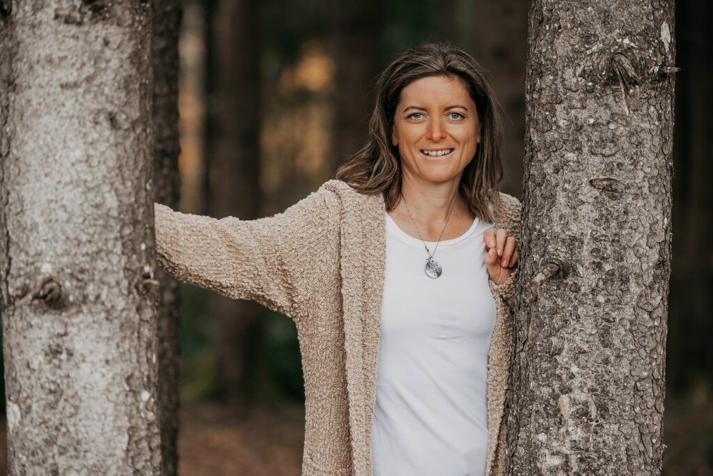 Ganzheitliche Energetik für Menschen: Cranio Sacral Balancing, Aromacoaching, Rhythmisches Körperbalancing, Kinesiologie, CRT Cell-Re-Active Training sowie Farblicht- und Softlaseranwendungen – individuell abgestimmt im Raum Tirol.